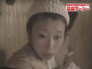 Japão mulheres sauna voyeur 4