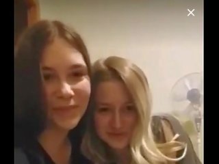 [periscope] украински тийн момичета практика bussing