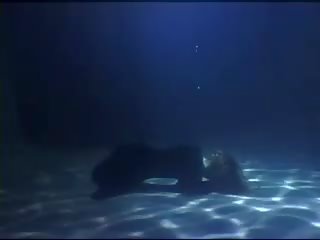 Di bawah air kotor film captive 1