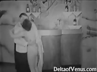 Giltigt tappning vuxen filma 1930s - kvinna kvinnlig manlig trekanter