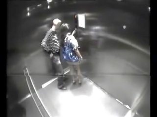 Hăng hái desiring cặp vợ chồng quái trong thang máy - 