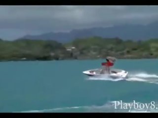 Tremendous monokini hihetetlen csajok -val nagy állvány tryout wakeboarding