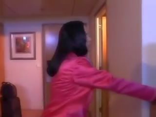 Oversexed air hostess pamumulaklak malaki at mataba putz